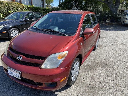 Key #17 Scion xA Hatchback 4D Key #17 Scion xA Hatchback 4D
