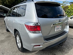 Key #6 Toyota Highlander Hybrid SUV 4D
