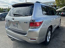 Key #6 Toyota Highlander Hybrid SUV 4D Key #6 Toyota Highlander Hybrid SUV 4D