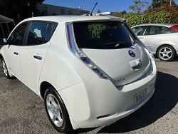 Key #26 Nissan LEAF SV Hatchback 4D Key #26 Nissan LEAF SV Hatchback 4D