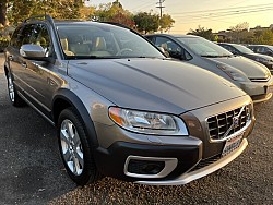 Key #14 Volvo XC70 T6 Wagon 4D