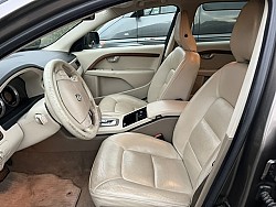 Key #32 Volvo XC70 T6 Wagon 4D Key #32 Volvo XC70 T6 Wagon 4D