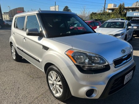 Key #23 Kia Soul Wagon 4D