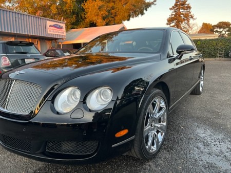 Key #39 Bentley Continental Flying Spur Sedan