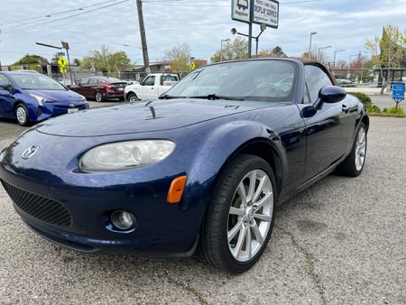 Key #33 MAZDA MX-5 Miata Grand Touring Convertible 2D Key #33 MAZDA MX-5 Miata Grand Touring Convertible 2D