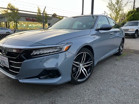 Key #35 Honda Accord Hybrid Touring Sedan 4D Key #35 Honda Accord Hybrid Touring Sedan 4D