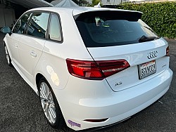 Key #45 Audi A3 Sportback e-tron Premium Wagon 4D Key #45 Audi A3 Sportback e-tron Premium Wagon 4D