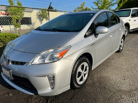 Key #17 Toyota Prius Two Hatchback 4D Key #17 Toyota Prius Two Hatchback 4D