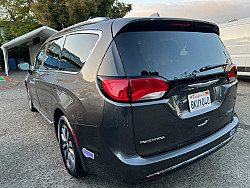 Key #5 Chrysler Pacifica Plug In Hybrid Limited 