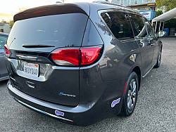 Key #5 Chrysler Pacifica Plug In Hybrid Limited 