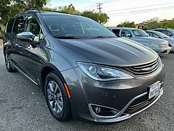 Key #5 Chrysler Pacifica Plug In Hybrid Limited 