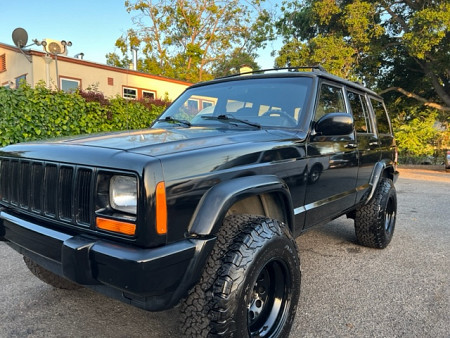 Key #32 Jeep Cherokee Sport SUV 4D Key #32 Jeep Cherokee Sport SUV 4D