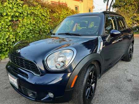 Key #24 MINI Countryman Cooper S Hatchback 4D Key #24 MINI Countryman Cooper S Hatchback 4D