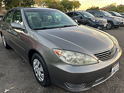 Key #19 Toyota Camry LE Sedan 4D Key #19 Toyota Camry LE Sedan 4D