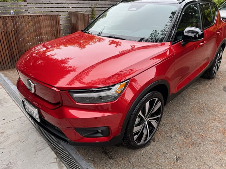 Key #8 Volvo XC40 Recharge Plus Sport Utility 4D Key #8 Volvo XC40 Recharge Plus Sport Utility 4D