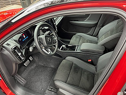 Key #8 Volvo XC40 Recharge Plus Sport Utility 4D Key #8 Volvo XC40 Recharge Plus Sport Utility 4D