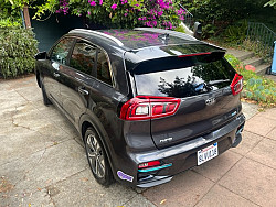 Key #17 Kia Niro EV EX Premium Wagon 4D Key #17 Kia Niro EV EX Premium Wagon 4D