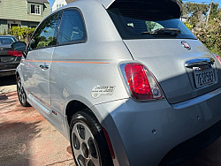 Key #14 FIAT 500e Hatchback 2D Key #14 FIAT 500e Hatchback 2D