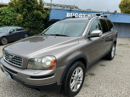 Key #11 Volvo XC90 3.2 Sport Utility 4D Key #11 Volvo XC90 3.2 Sport Utility 4D