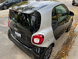 Key #17 smart fortwo Prime Hatchback Coupe 2D Key #17 smart fortwo Prime Hatchback Coupe 2D