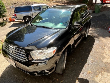 Key #25 Toyota Highlander Limited Sport Utility 4D Key #25 Toyota Highlander Limited Sport Utility 4D