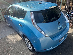 Key #30 Nissan LEAF SV Hatchback 4D Key #30 Nissan LEAF SV Hatchback 4D