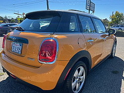 Key #28 MINI Hardtop 4 Door Cooper Hatchback 4D Key #28 MINI Hardtop 4 Door Cooper Hatchback 4D