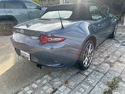 Key #38 MAZDA MX-5 Miata Grand Touring Convertible 2D