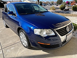 Key #30 Volkswagen Passat 2.0T Sedan 4D Key #30 Volkswagen Passat 2.0T Sedan 4D