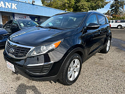 Key #7 Kia Sportage LX Sport Utility 4D Key #7 Kia Sportage LX Sport Utility 4D