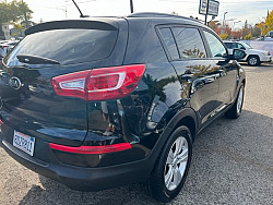 Key #7 Kia Sportage LX Sport Utility 4D Key #7 Kia Sportage LX Sport Utility 4D