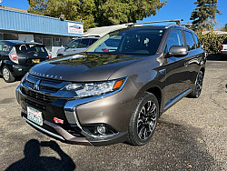 Key #15 Mitsubishi Outlander PHEV GT AWD Key #15 Mitsubishi Outlander PHEV GT AWD