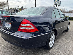 Key #32 Mercedes Benz C 280 4MATIC Sedan 4D Key #32 Mercedes Benz C 280 4MATIC Sedan 4D