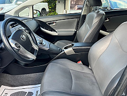 Key #52 Toyota Prius Plug-in Hybrid Advanced Hatchback 4D Key #52 Toyota Prius Plug-in Hybrid Advanced Hatchback 4D