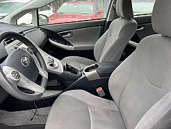 Key #29 Toyota Prius Plug-in Hybrid Hatchback 4D Key #29 Toyota Prius Plug-in Hybrid Hatchback 4D