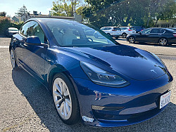 Key #44 Tesla Model 3 Long Range Sedan 4D Key #44 Tesla Model 3 Long Range Sedan 4D