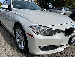 Key #48 BMW 328i Sedan 4D Key #48 BMW 328i Sedan 4D