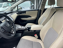 Key #10 Honda Clarity Plug-in Hybrid Sedan 4D Key #10 Honda Clarity Plug-in Hybrid Sedan 4D