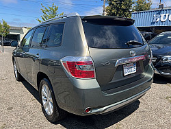 Key #55 Toyota Highlander Hybrid Sport Utility 4D Key #55 Toyota Highlander Hybrid Sport Utility 4D