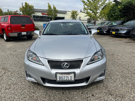 Key #27 Lexus IS 350 Sedan 4D