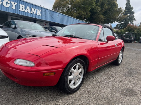 Key #81 MAZDA MX-5 Miata Convertible 2D Key #81 MAZDA MX-5 Miata Convertible 2D