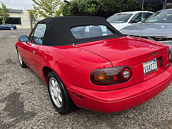 Key #81 MAZDA MX-5 Miata Convertible 2D