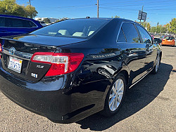 Key #38 Toyota Camry XLE Hybrid Sedan 4D Key #38 Toyota Camry XLE Hybrid Sedan 4D