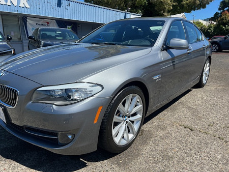Key #6 BMW 535i xDrive Sedan 4D Key #6 BMW 535i xDrive Sedan 4D