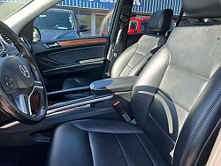 Key #89 Mercedes-Benz M-Class ML 350 Sport Utility 4D Key #89 Mercedes-Benz M-Class ML 350 Sport Utility 4D