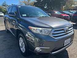 Key #124 Toyota Highlander SE 