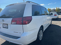 Key #127 Toyota Sienna LE Minivan 4D Key #127 Toyota Sienna LE Minivan 4D