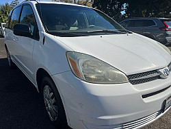 Key #127 Toyota Sienna LE Minivan 4D Key #127 Toyota Sienna LE Minivan 4D