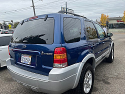 Key #19 Ford Escape Hybrid Sport Utility 4D