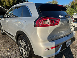 Key #122 Kia Niro LX Wagon 4D Key #122 Kia Niro LX Wagon 4D